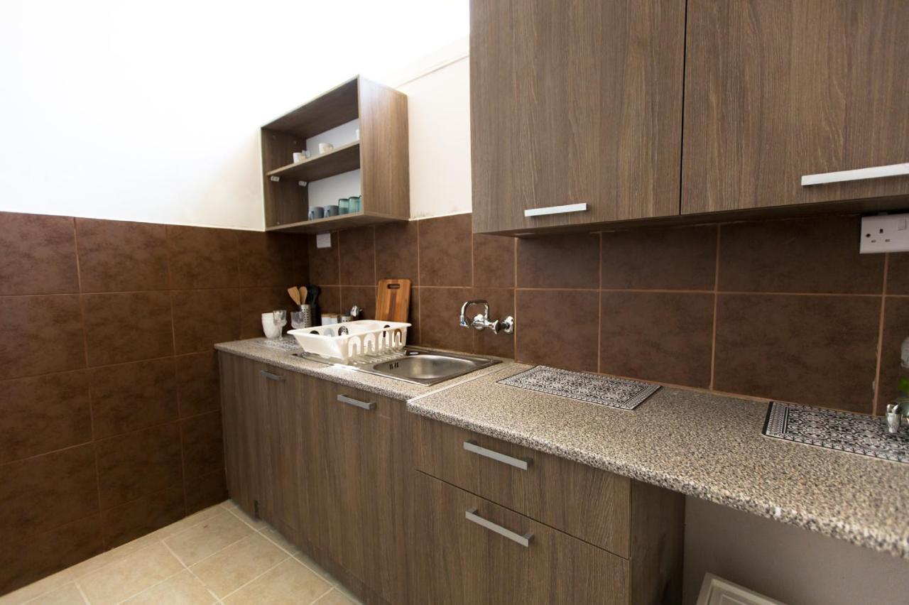 Laila'S Cozy Garden House & Studio Larnaca Luaran gambar